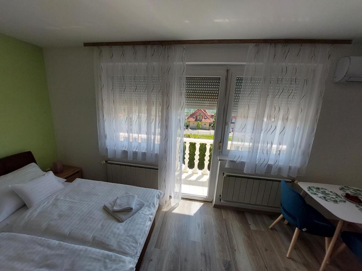 Villa Laar Hévíz Exteriör bild