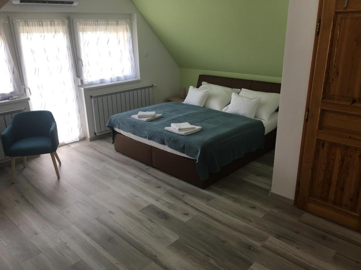 Villa Laar Hévíz Exteriör bild